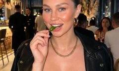 Проститутка Аня Тел. 8 900 943-95-52